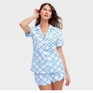 Roller Rabbit Blue & White Short-Sleeve Scallop-Print Pajama Set
